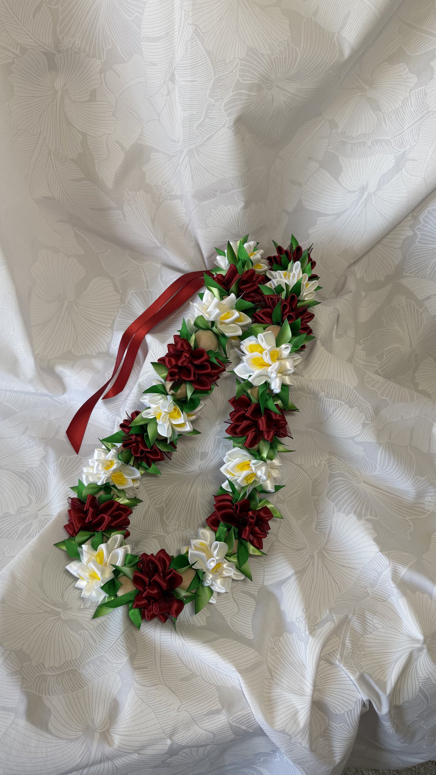 Crimson Plumeria Lei 💋